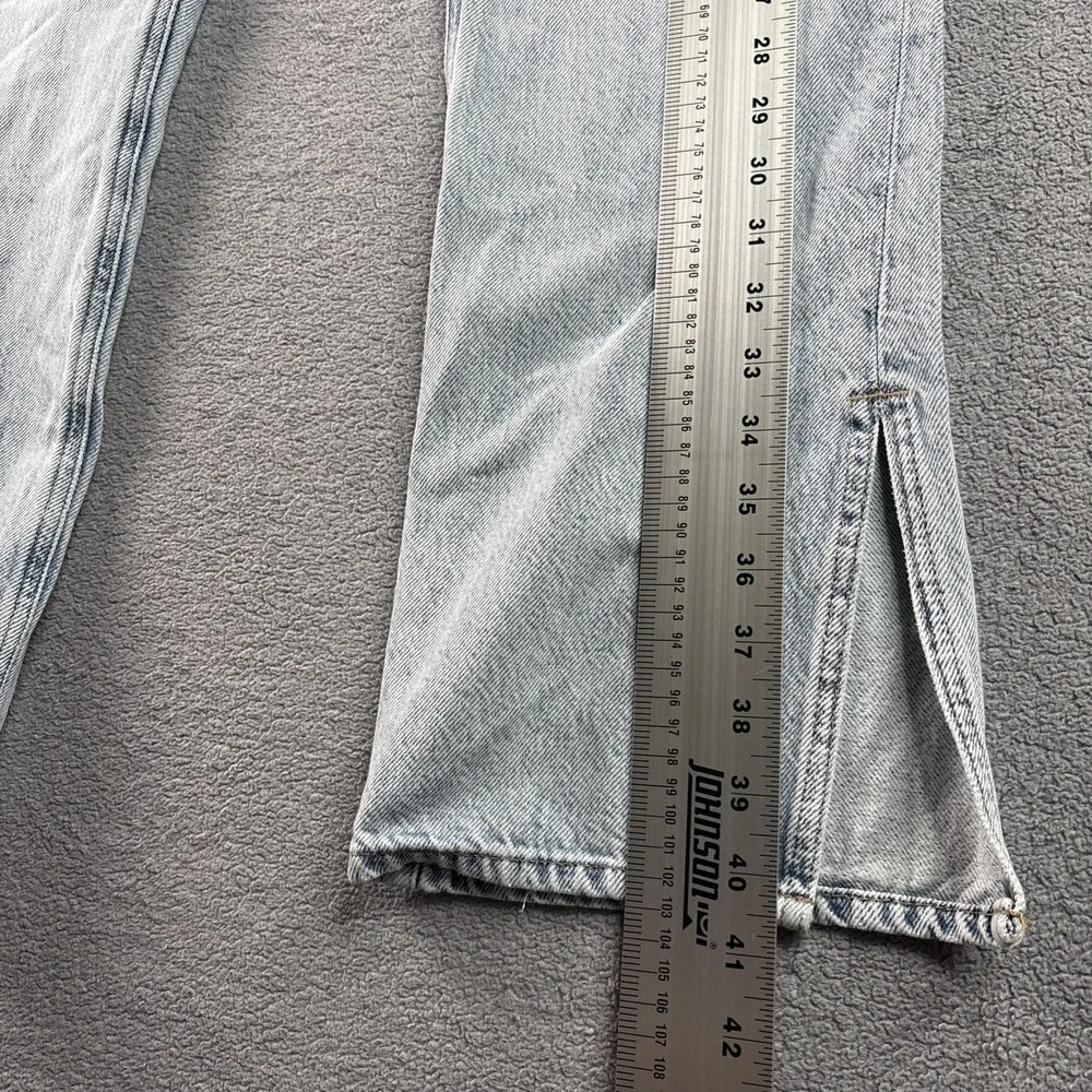 H & M Straight Leg Light Blue Denim Jeans Size US 6‎